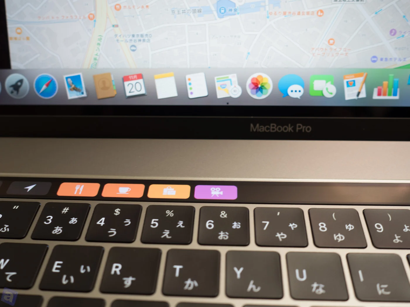 Mackbook Pro with Touch Bar いろいろ触ってみたぞ