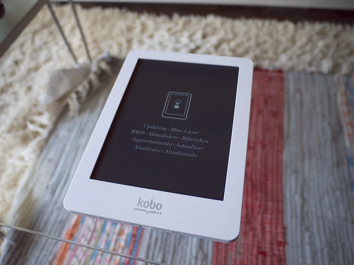 kobo gloのメモリ換装とファームを日本で公開されていない3.1.1にした