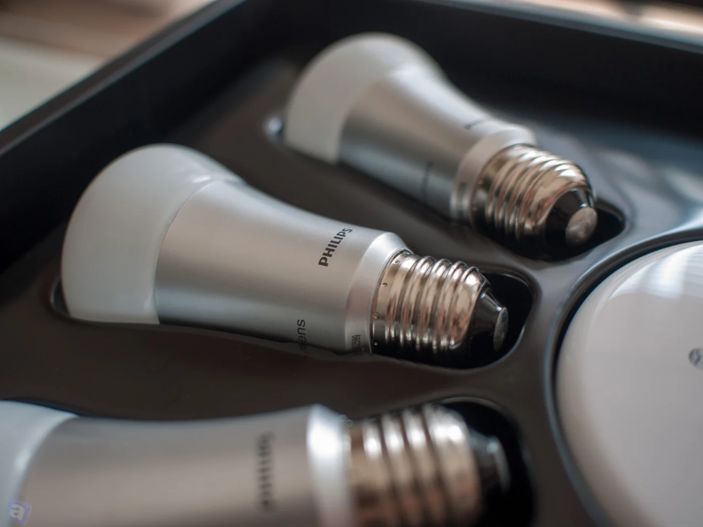 1万6千色を表現できるLED照明「Philips Hue」を買った