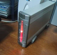 外付けハードディスクケース買いました
