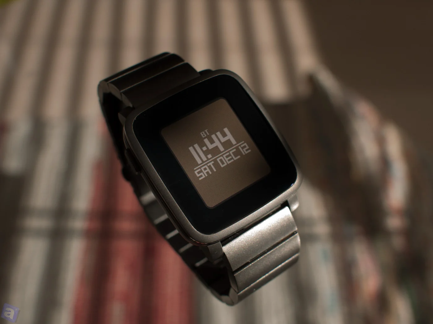 Pebble Time Steel のバンドがやっと来た