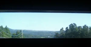 阿蘇の山々を見ながらプログラミング