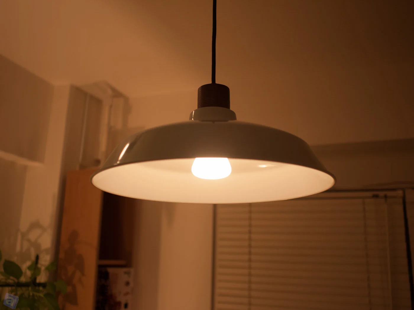 Philips Hueをペンダントライトにつけてみた